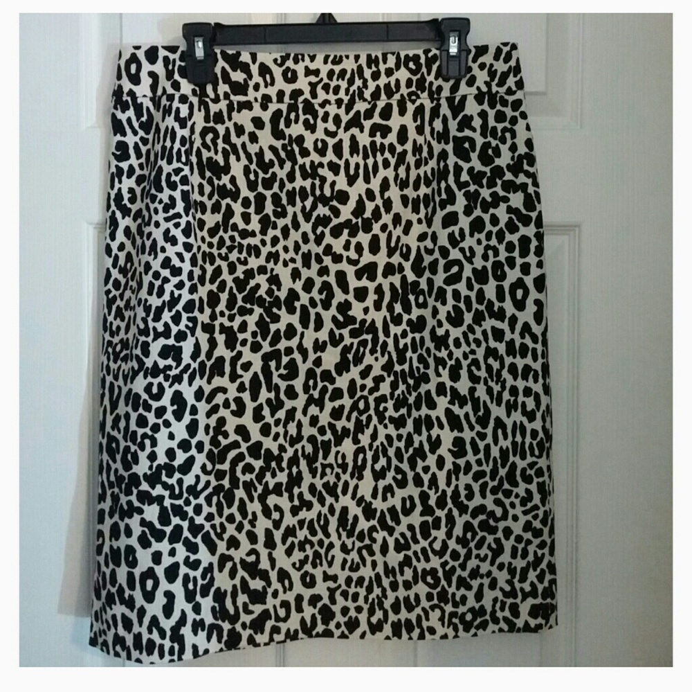 NWT Calvin Klein Leopard Print Skirt
